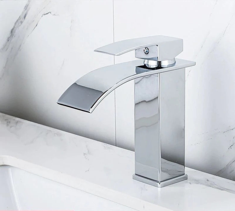 F66 Bathroom Faucet One-Handle Modern Bathroom Sink Faucet with Optional Deckplate and Low-Arc Spout for Bath Countertop