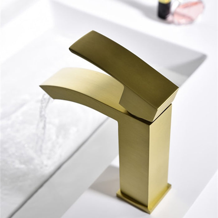 F05  Bathroom Faucet